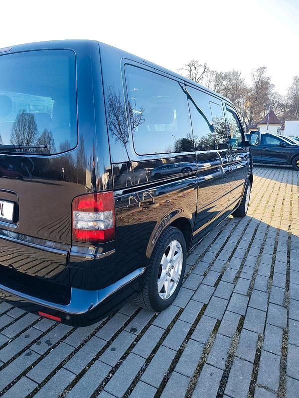 Gebraucht VW Multivan 175 PS (128 kW) 2006 Schwarz Van