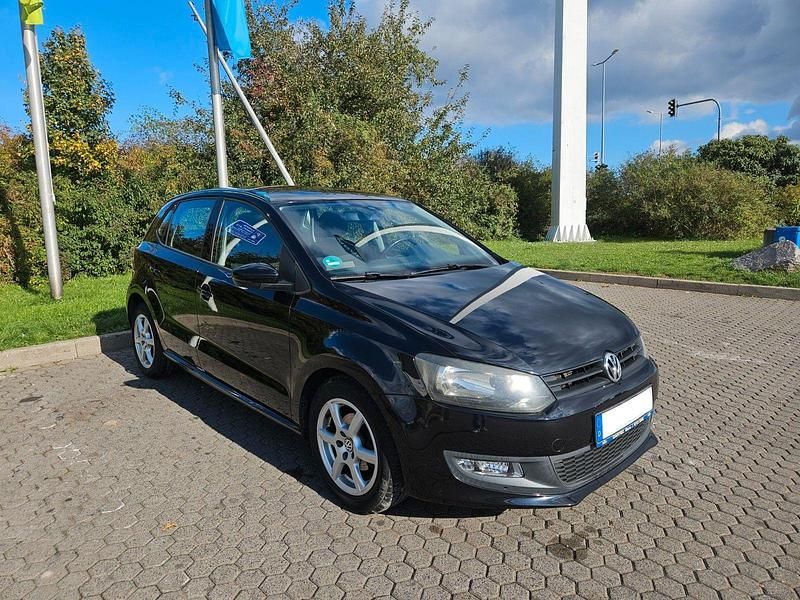 Schwarz Gebraucht 2012 VW Polo Match Kleinwagen | 4.690 € (Guter Preis) - Bild 1/4