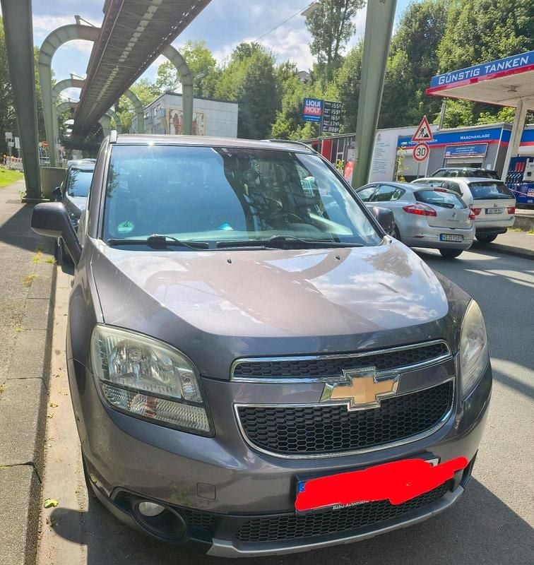 Gebraucht Chevrolet Orlando 163 PS (119 kW) 2012 Grau Van / Kleinbus