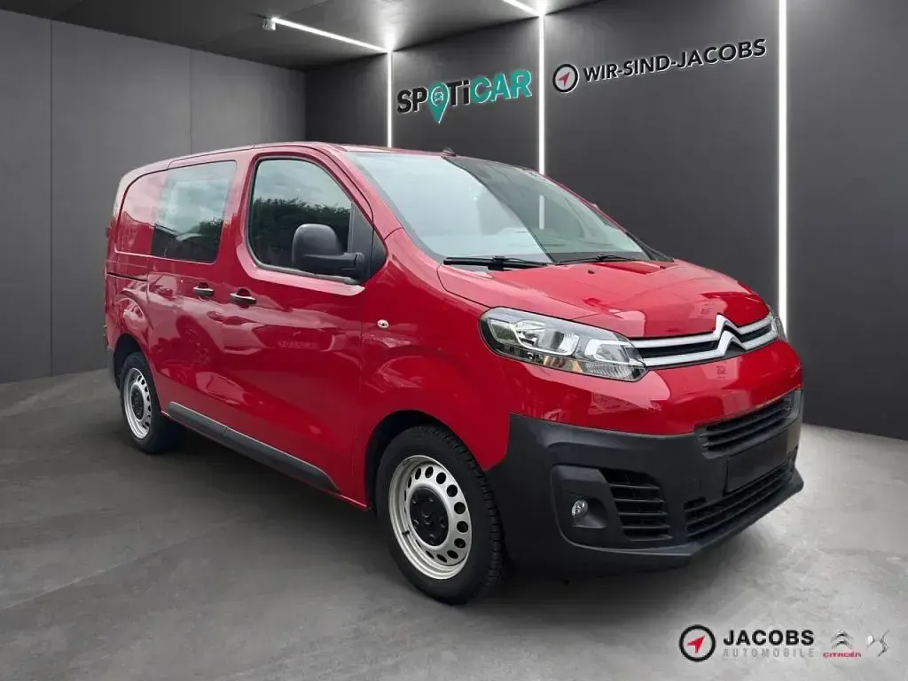 Gebraucht Citroën Jumpy 144 PS (105 kW) 2021 Rot (metallic) Van / Kleinbus