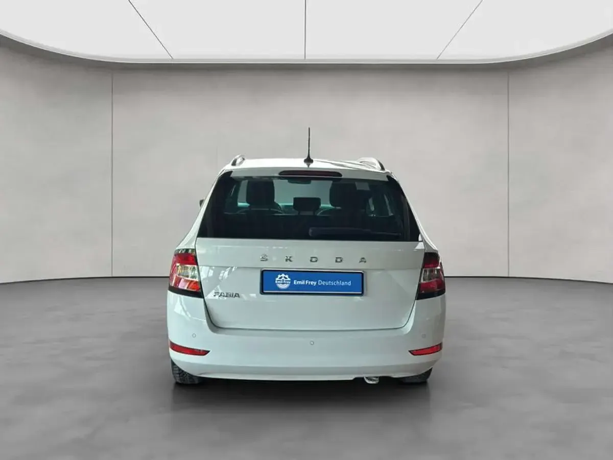 Gebraucht Skoda Fabia Style 110 PS (80 kW) 2020 Candyweiß uni Kombi