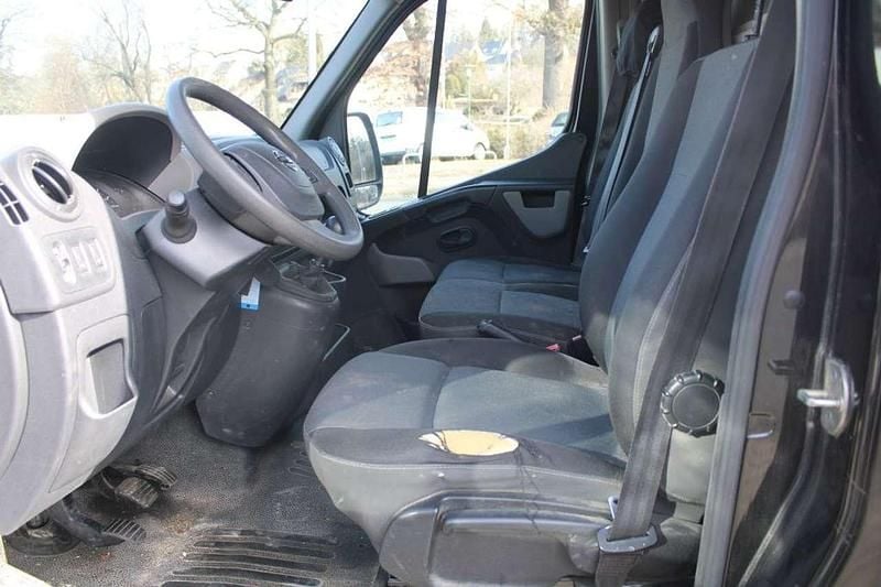 Gebraucht Nissan NV400 Comfort 170 PS (125 kW) 2016 Black (m) Van