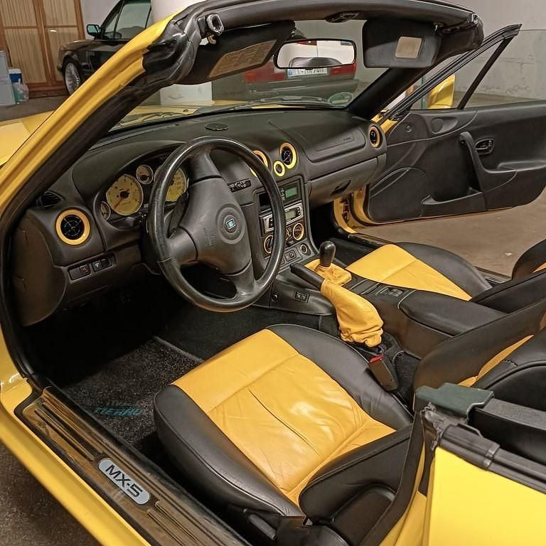 Gebraucht Mazda MX5 110 PS (80 kW) 2000 Gelb Cabrio