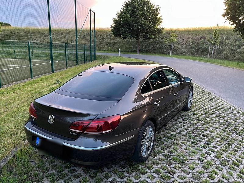Gebraucht VW CC 140 PS (102 kW) 2011 Braun Limousine