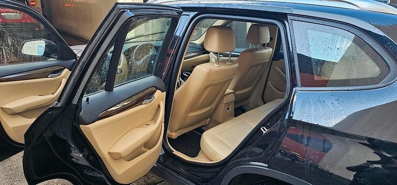 Gebraucht BMW X1 143 PS (105 kW) 2012 SUV