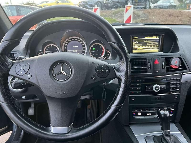 Gebraucht Mercedes E220 Avantgarde 170 PS (125 kW) 2011 Coupé