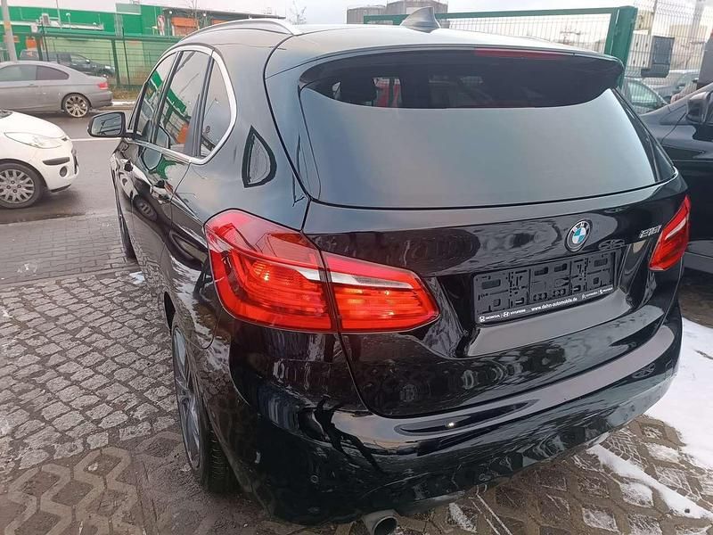 Gebraucht BMW 218 136 PS (100 kW) 2016 Schwarz Van / Kleinbus