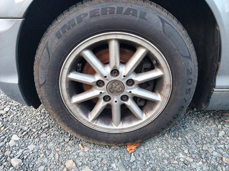 Second-hand BMW 318 143 CP (105 kW) 2004 Argintiu Break