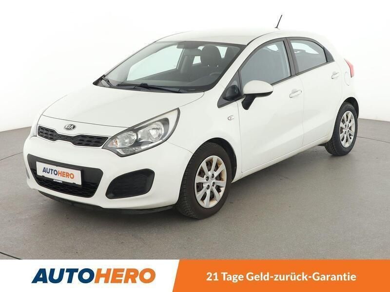 Weiß Gebraucht 2014 Kia Rio Edition 7 Kleinwagen | 7.390 € (Etwas zu teuer) - Bild 1/3