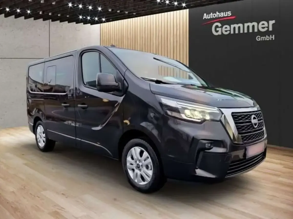 Gebraucht Nissan Primastar Tekna 170 PS (125 kW) 2025 Midnightblack Van / Kleinbus