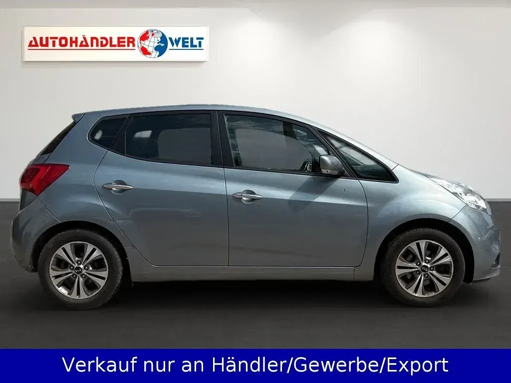 Gebraucht Kia Venga 125 PS (91 kW) 2019 Silber Kleinwagen