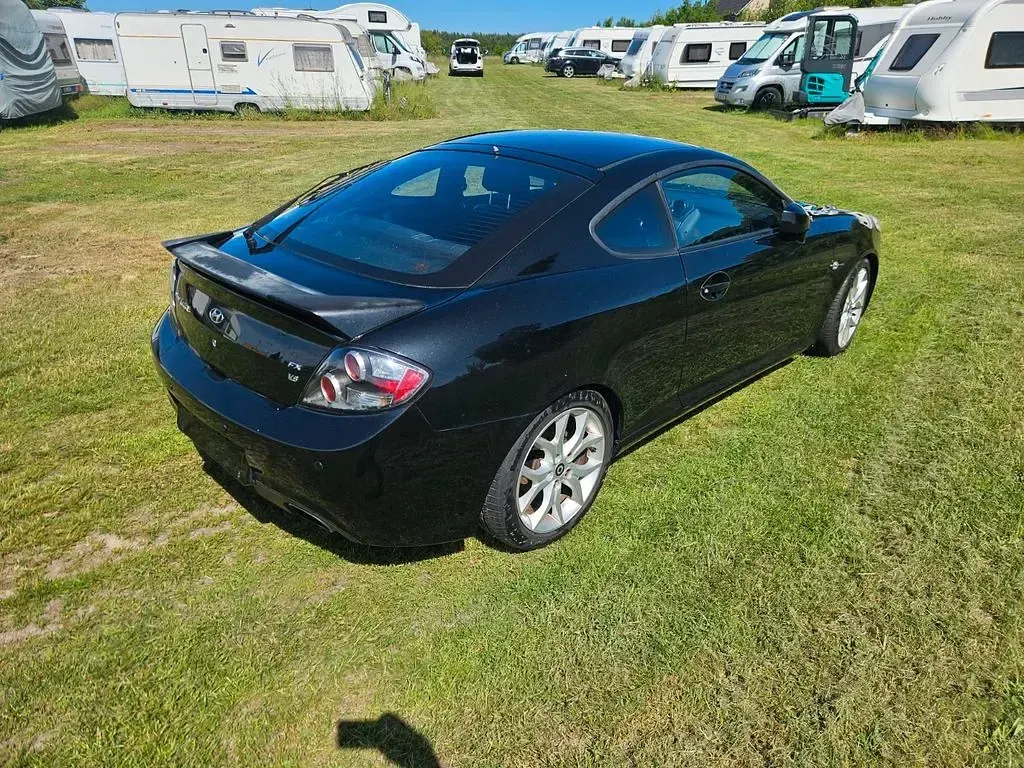 Gebraucht Hyundai Coupé 165 PS (121 kW) 2008 Schwarz Coupé