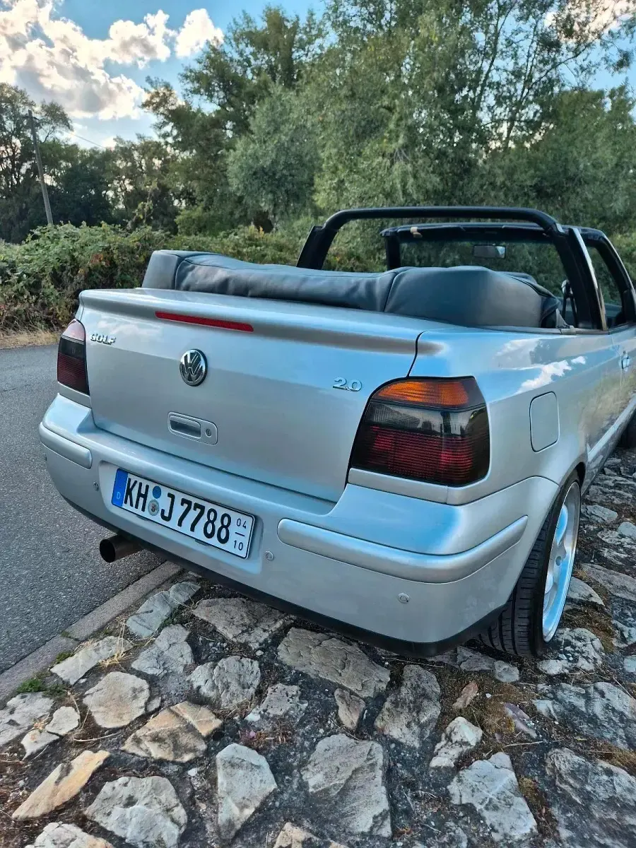 Gebraucht VW Golf 115 PS (84 kW) 2001 Silber Cabrio