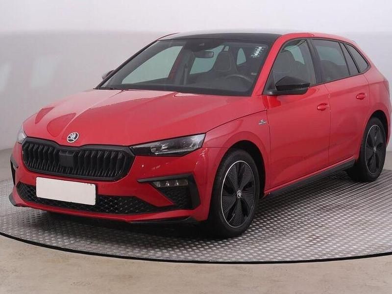 Rot Gebraucht 2024 Skoda Scala Kleinwagen | 27.740 € (Teuer) - Bild 1/4