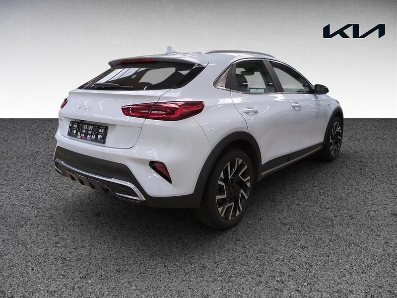 Gebraucht Kia XCeed Comfort 141 PS (103 kW) 2025 Cararraweiss SUV