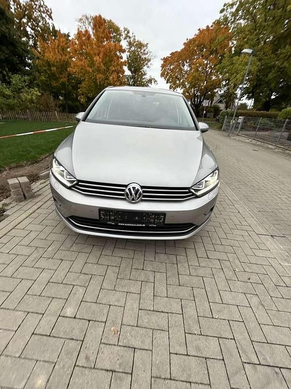 Gebraucht 2015 VW Golf VII LOUNGE Kombi | 10.000 € (Guter Preis) - Bild 1/4