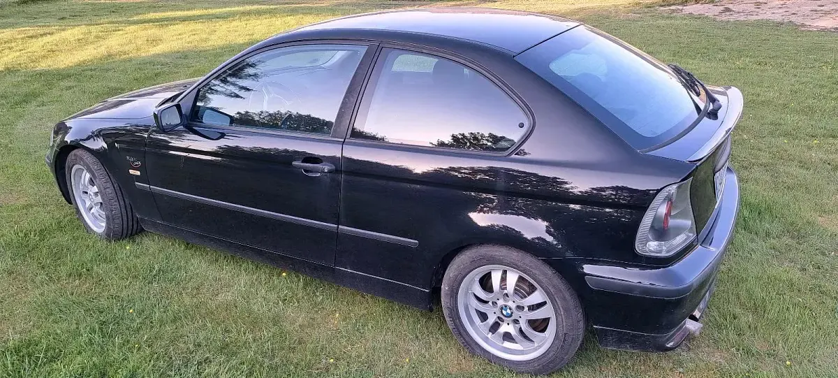 Gebraucht BMW 316 Compact 116 PS (85 kW) 2002 Schwarz Kleinwagen