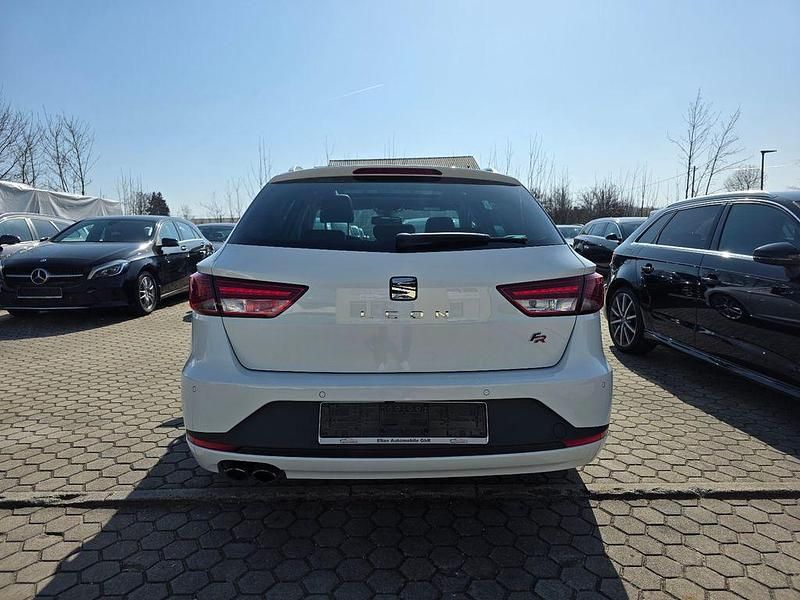 Second-hand Seat Leon ST FR 184 CP (135 kW) 2015 Alb Break
