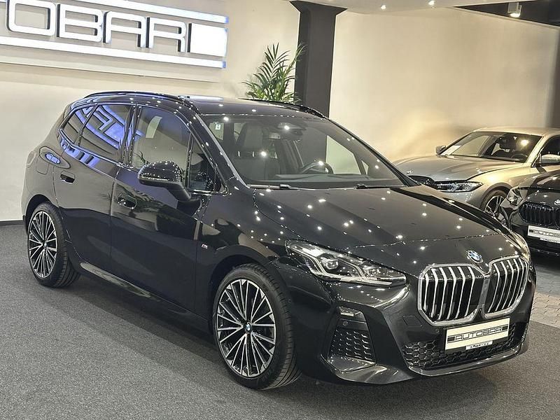 Gebraucht BMW 218 Active Tourer M Sport 136 PS (100 kW) 2024 Black sapphire Van / Kleinbus
