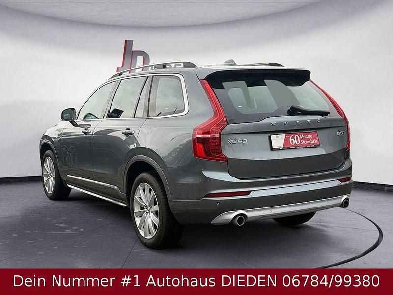 Gebraucht Volvo XC90 Momentum 235 PS (172 kW) 2019 Grau SUV