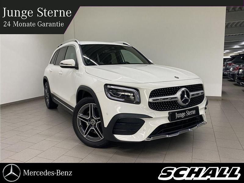 Weiß Gebraucht 2022 Mercedes GLB250 AMG SUV | 41.889 € (Fairer Preis) - Bild 1/4