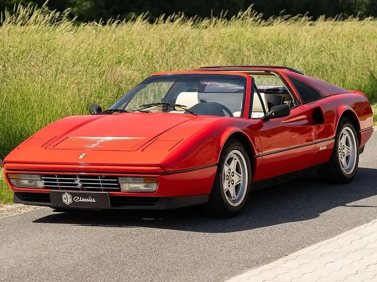 Gebraucht Ferrari 328 271 PS (199 kW) 1986 Rosso corsa Cabrio