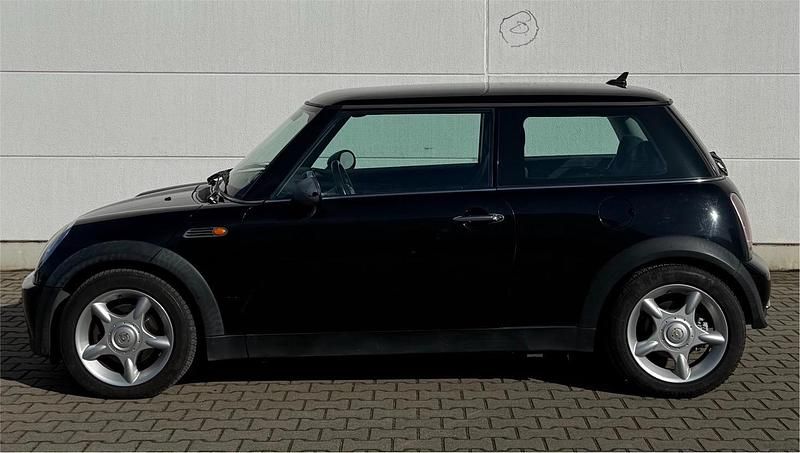 Gebraucht Mini Cooper 90 PS (66 kW) 2007 Schwarz Kleinwagen
