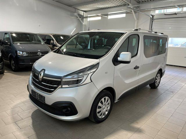 Gebraucht Renault Trafic Life 146 PS (107 kW) 2019 Grau metallic Van / Kleinbus