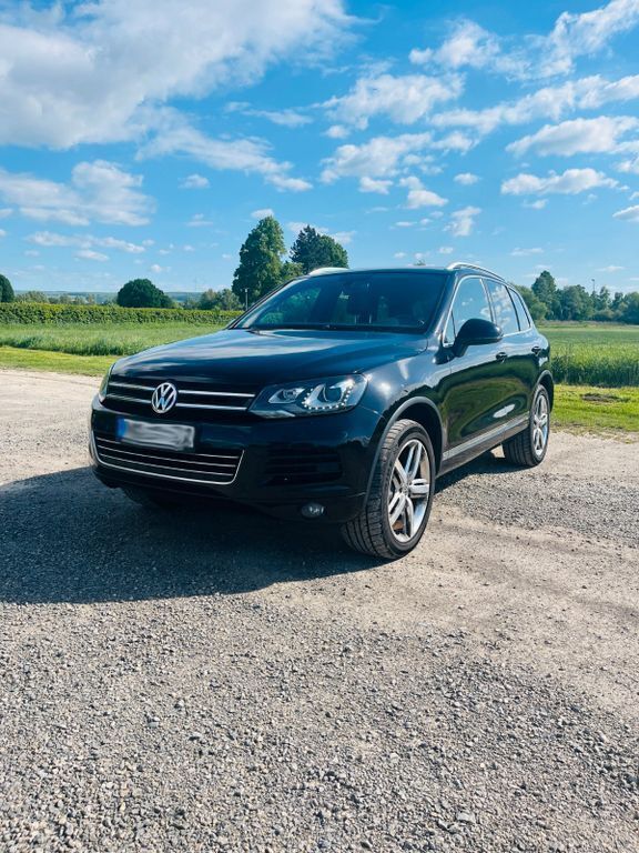 Schwarz Gebraucht 2012 VW Touareg SUV | 12.990 € (Fairer Preis) - Bild 1/4