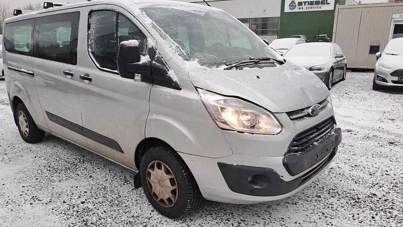 Silber Gebraucht 2017 Ford Transit Trend Kombi | 8.500 € (Guter Preis) - Bild 1/4