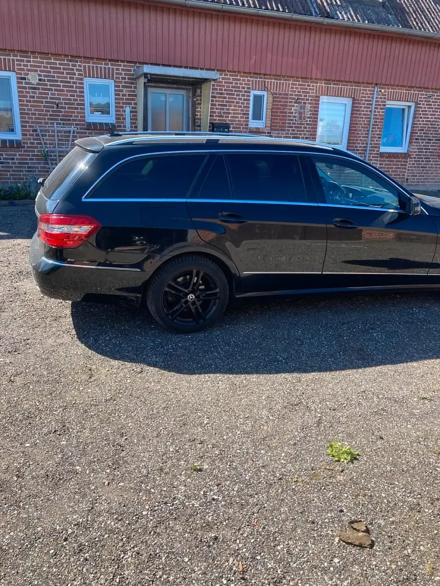 Gebraucht Mercedes 350 265 PS (194 kW) 2011 Schwarz Kombi