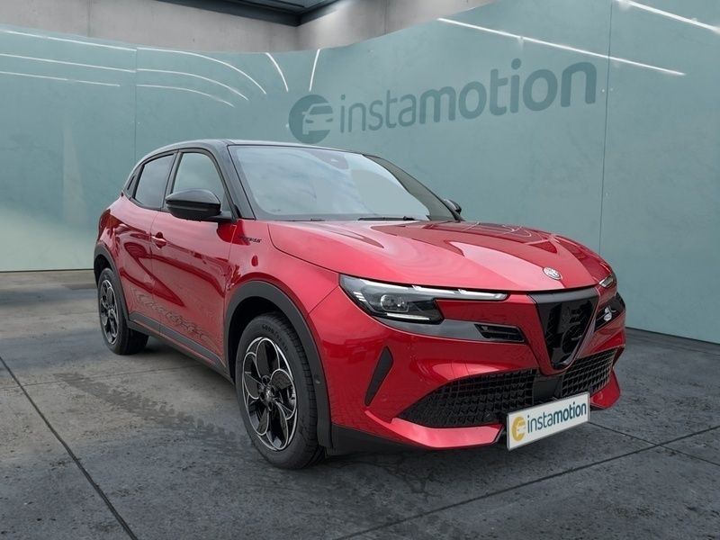 Other Gebraucht 2024 Alfa Romeo Junior Edizione Speciale SUV | 40.890 € (Etwas zu teuer) - Bild 1/3