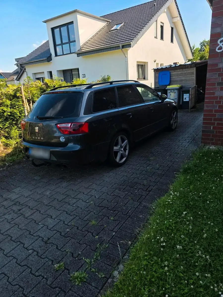Gebraucht Seat Exeo 200 PS (147 kW) 2012 Grau Kombi