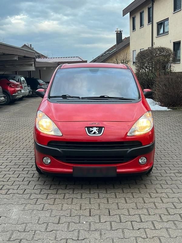 Gebraucht Peugeot 1007 88 PS (64 kW) 2007 Rot Van / Kleinbus