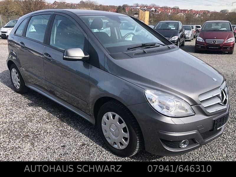 Gebraucht Mercedes B170 116 PS (85 kW) 2009 Grau Van / Kleinbus