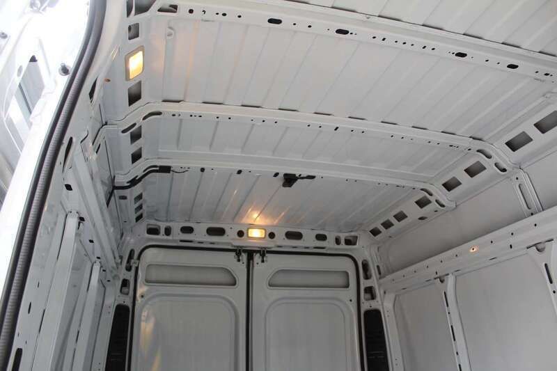 Gebraucht Citroën Jumper 140 PS (102 kW) 2024 Lackierung weiss icy Van / Kleinbus