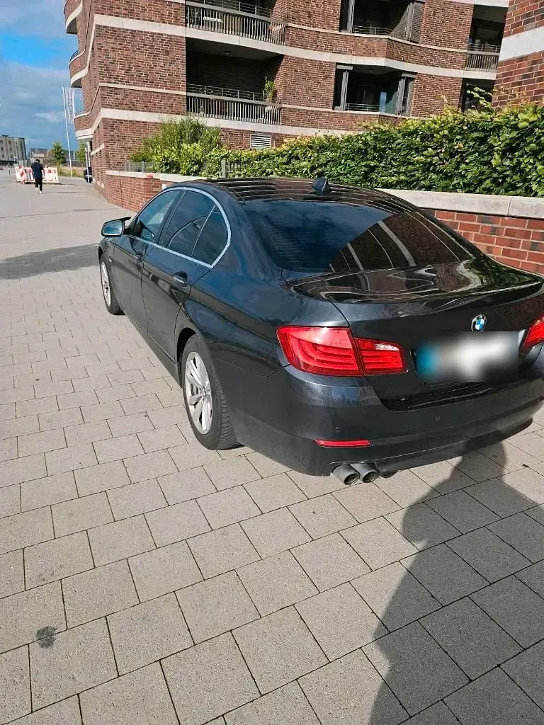 Gebraucht BMW 525 204 PS (150 kW) 2010 Grau Limousine