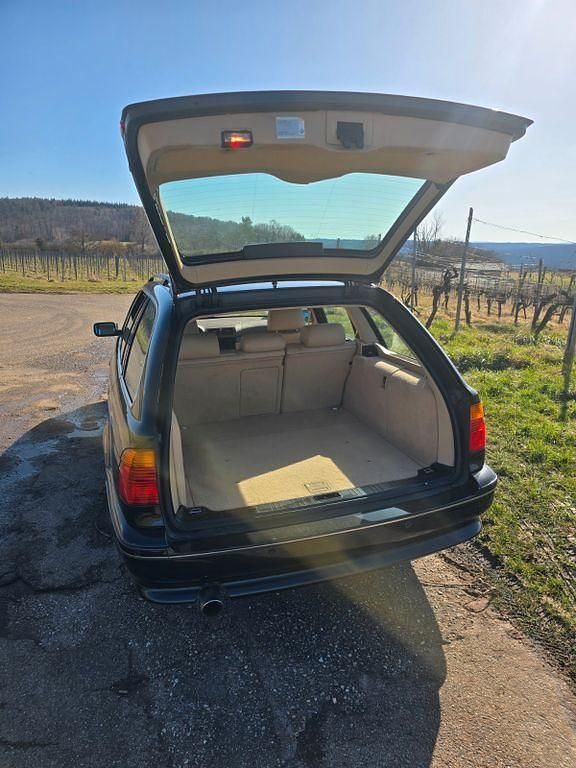 Gebraucht BMW 540 Performance 286 PS (210 kW) 2003 Schwarz Kombi