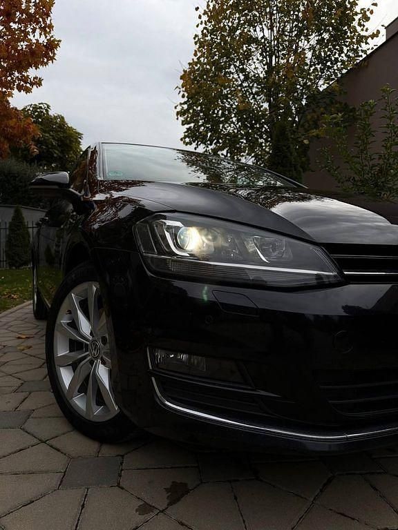 Schwarz Gebraucht 2016 VW Golf Highline Limousine | 8.600 € (Guter Preis) - Bild 1/4