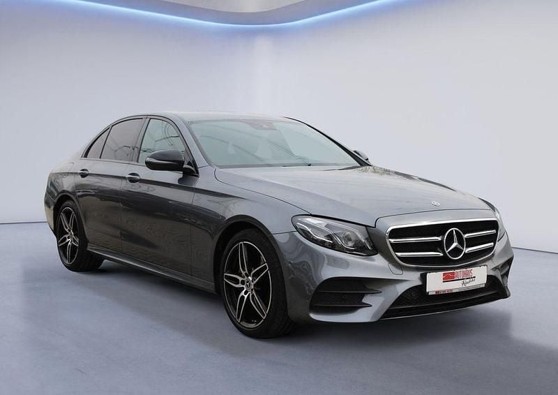 Gebraucht Mercedes E200 AMG line 184 PS (135 kW) 2018 Grau Limousine