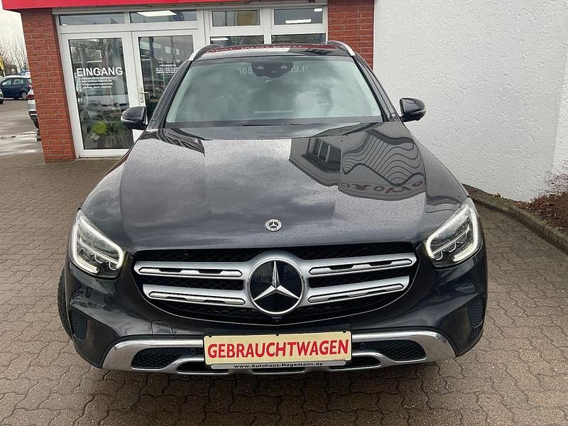 Gebraucht Mercedes GLC300e 211 PS (155 kW) 2020 Grau SUV