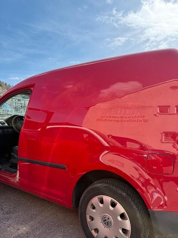 Gebraucht VW Caddy 86 PS (63 kW) 2013 Rot Van / Kleinbus