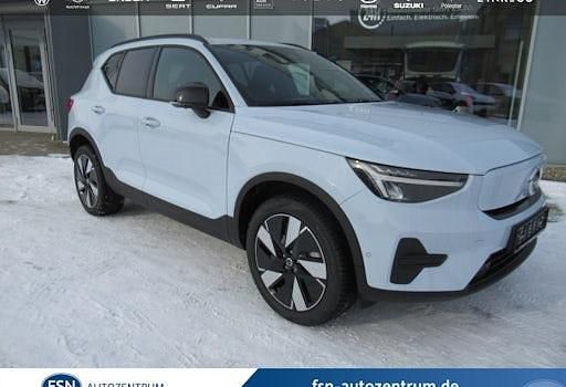 Neu Volvo EX40 Core 175 kW (238 PS) 2026 Cloud blue SUV