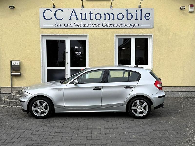 Gebraucht BMW 118 122 PS (89 kW) 2006 Silber Kleinwagen