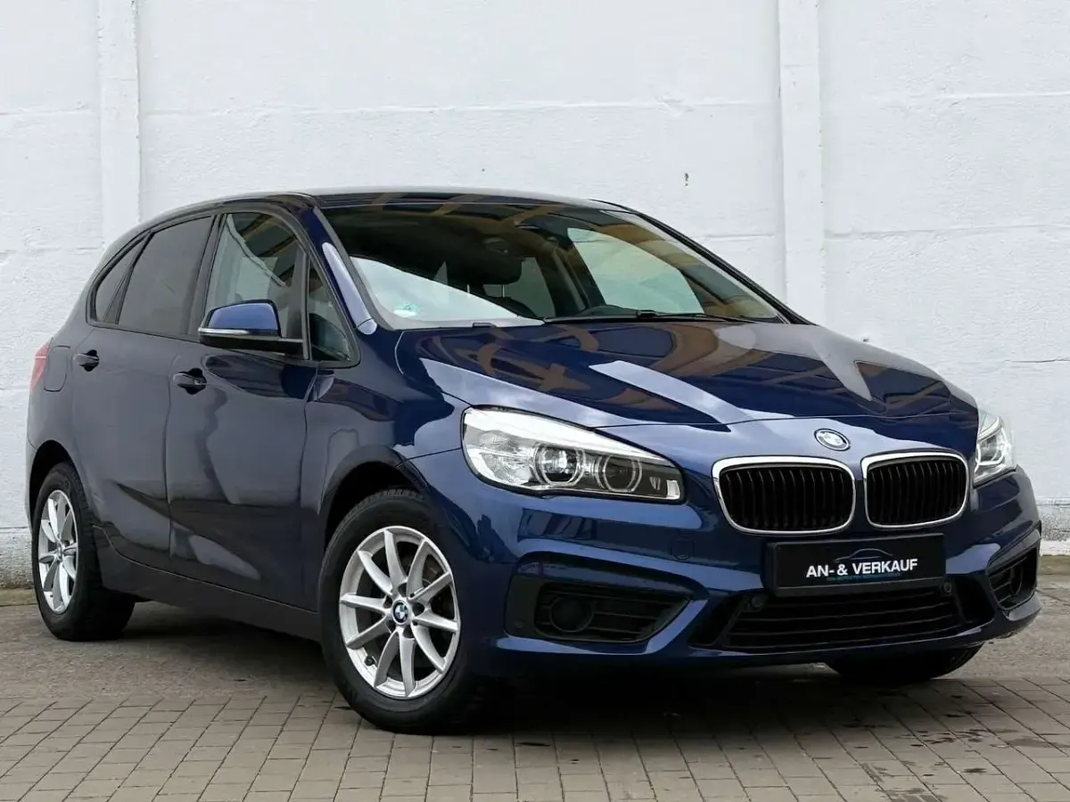 Gebraucht BMW 218 Active Tourer Performance 150 PS (110 kW) 2017 Blau Van / Kleinbus