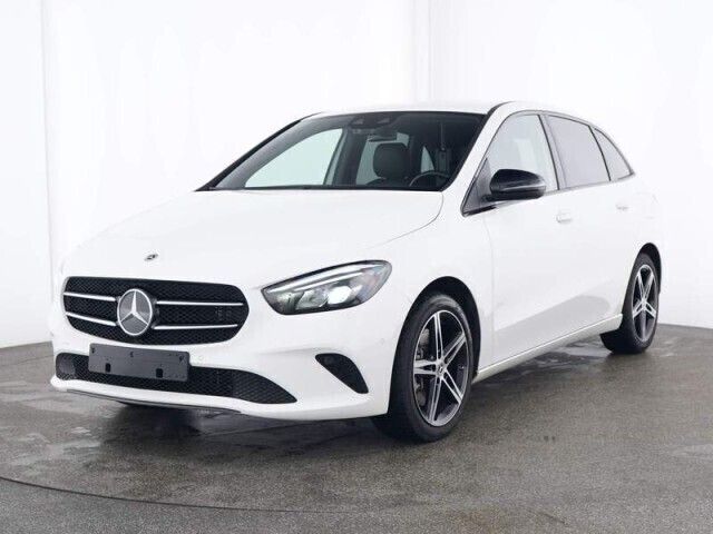 Weiß Gebraucht 2022 Mercedes B250 Van / Kleinbus | 29.990 € (Fairer Preis) - Bild 1/4