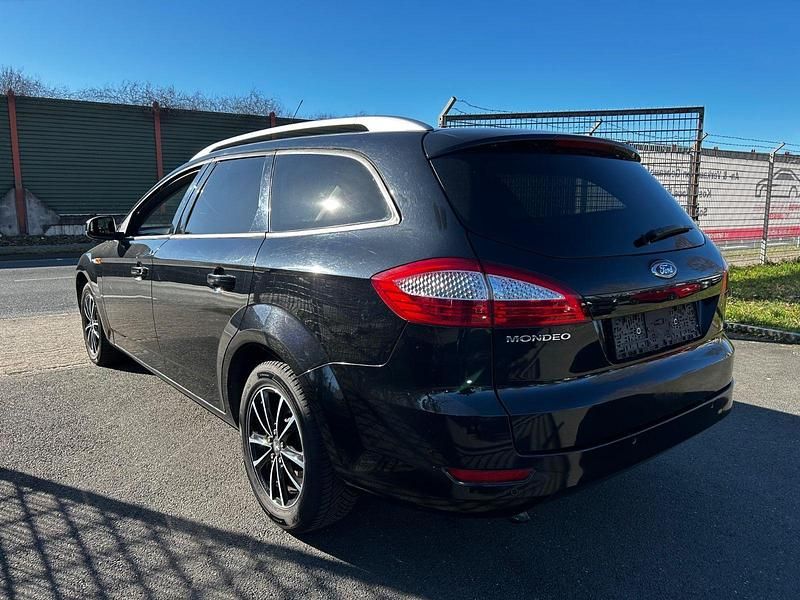Gebraucht Ford Mondeo Trend 140 PS (102 kW) 2009 Schwarz Limousine