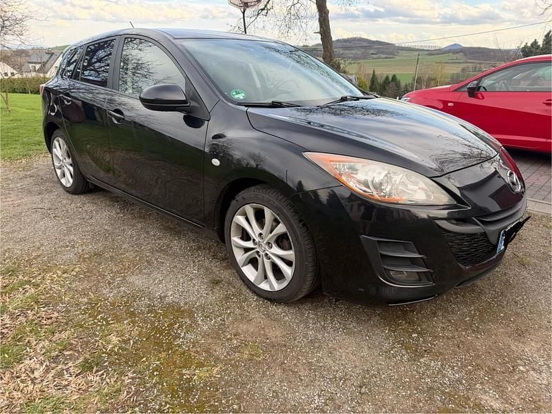 Gebraucht Mazda 3 105 PS (77 kW) 2010 Schwarz Limousine