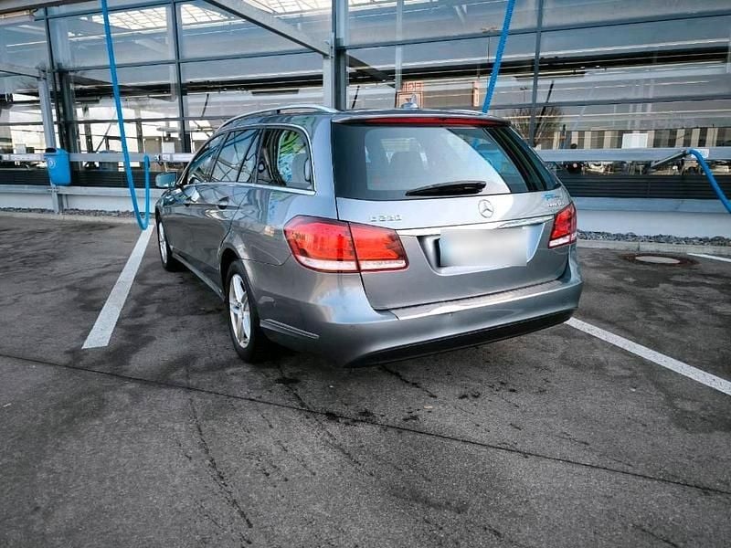 Gebraucht Mercedes E220 170 PS (125 kW) 2015 Kombi