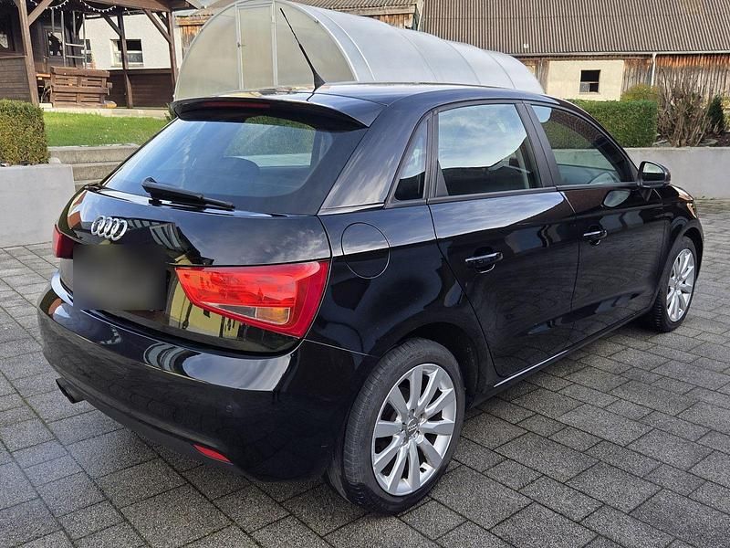Gebraucht Audi A1 Sportback Ambition 122 PS (89 kW) 2013 Schwarz Kleinwagen